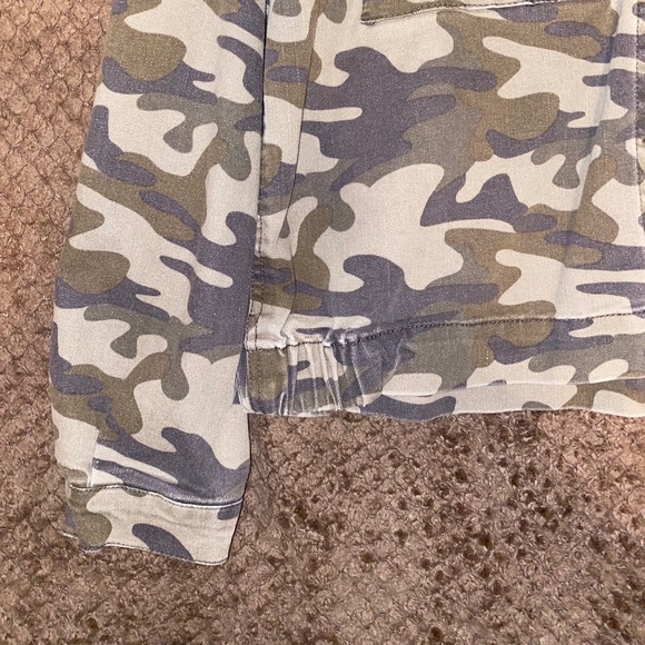 jacket! - Picture 2 of 4